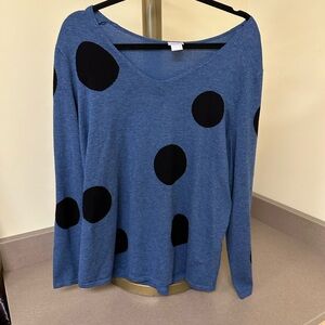 Lightweight women’s sweater